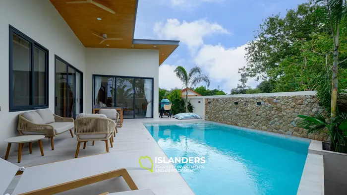 3-bdrm pool villa with a solar panels and a private well (Bophut)