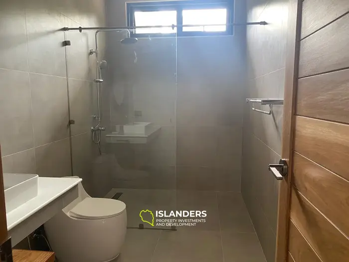Brand-New 3-Bedroom Pool Villa for Sale – Hin Kong 