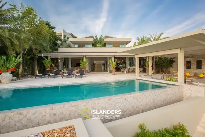 6-bdrm pool villa with ocean view (Choeng Mon)