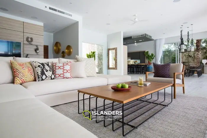 6-bdrm pool villa with ocean view (Choeng Mon)