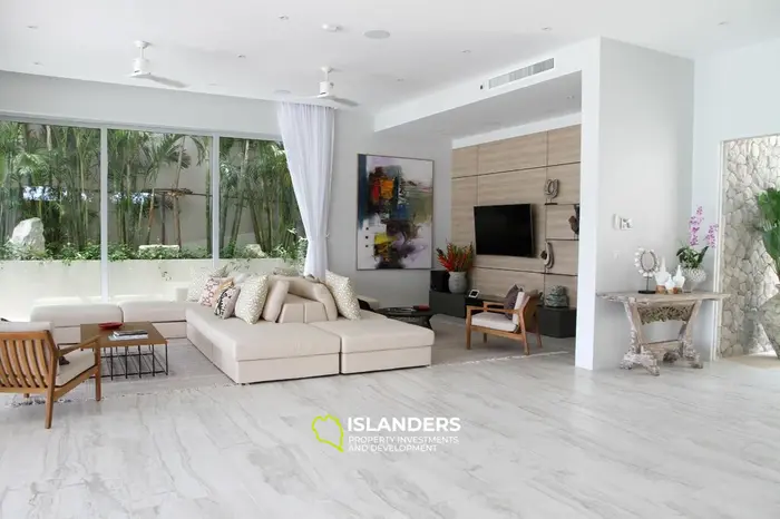 6-bdrm pool villa with ocean view (Choeng Mon)