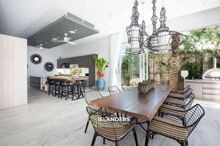 6-bdrm pool villa with ocean view (Choeng Mon)