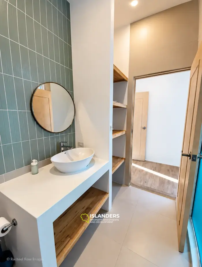 🌴 4-Bedroom Private Pool Villa – Wok Tum, Koh Phangan 