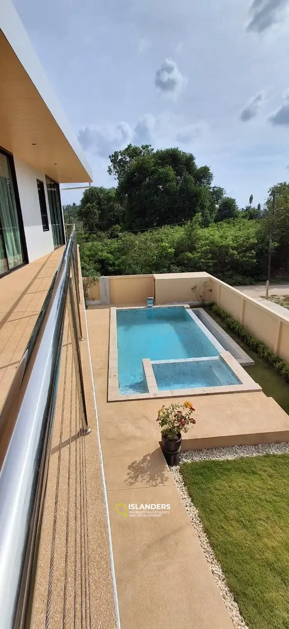 4-bdrm beachfront pool villa (Lipa Noi)
