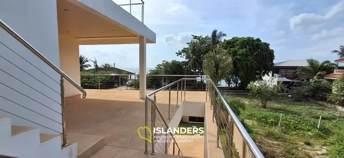 4-bdrm beachfront pool villa (Lipa Noi)