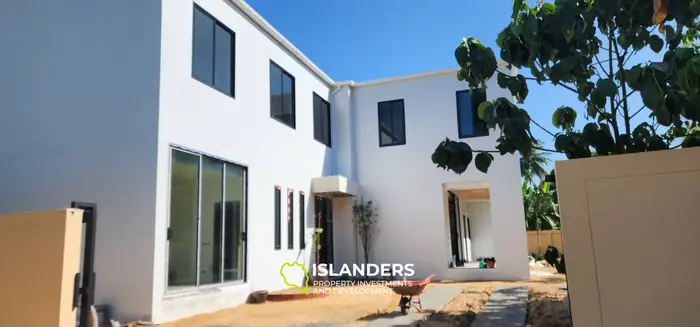 4-bdrm beachfront pool villa (Lipa Noi)
