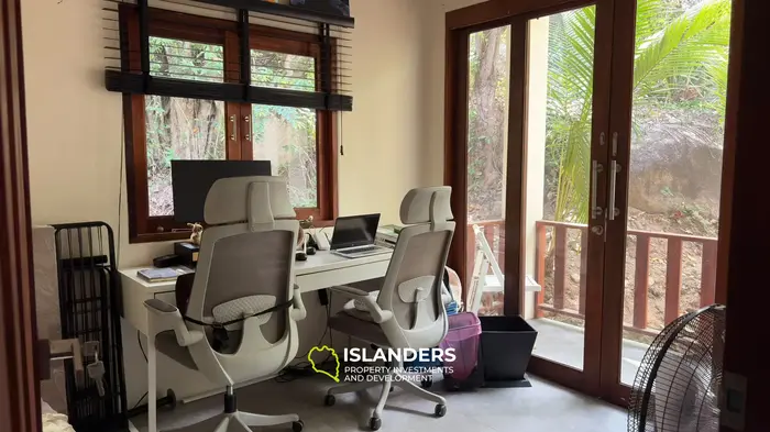 🌴 3-HOUSE TROPICAL PROPERTY WITH PRIVATE POOL