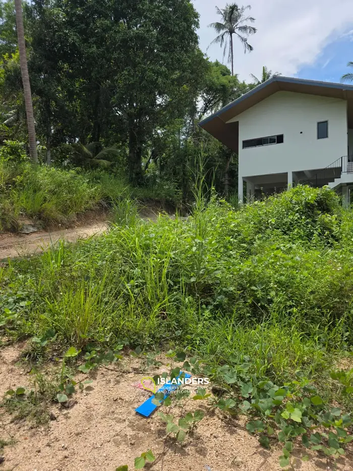  400 SQ.M. LAND FOR SALE IN HIN KONG