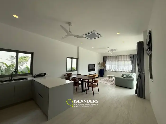 3-bdrm pool villa with a plot featuring a tropical garden (Choeng Mon)
