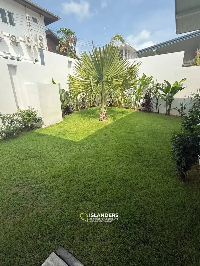 3-bdrm pool villa with a plot featuring a tropical garden (Choeng Mon)
