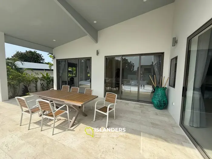 3-bdrm pool villa with a plot featuring a tropical garden (Choeng Mon)
