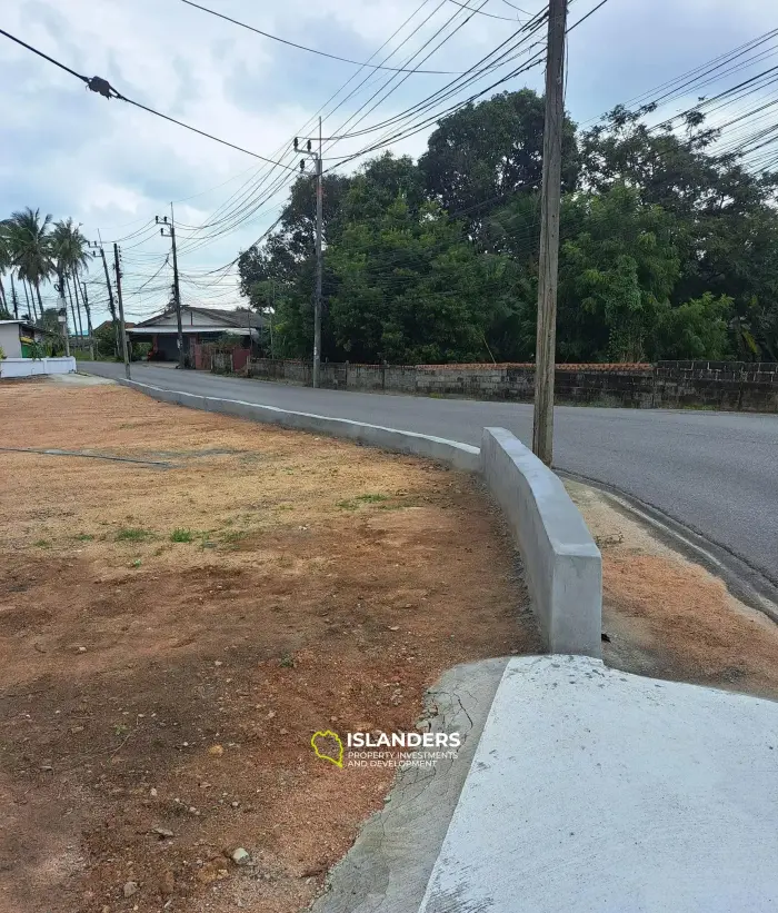 قطعة أرض للبيع بالقرب من المطار في كوه ساموي