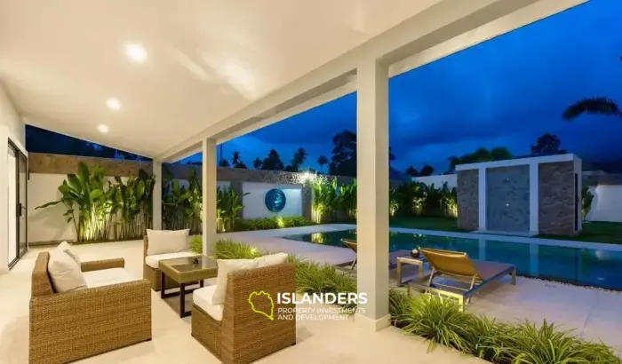 Moderna y hermosa villa en Maenam en venta