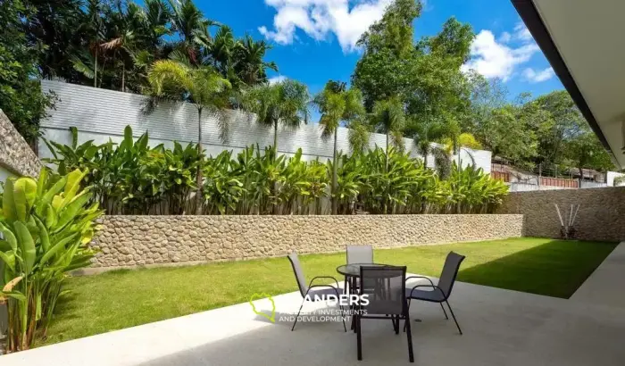 Moderna y hermosa villa en Maenam en venta