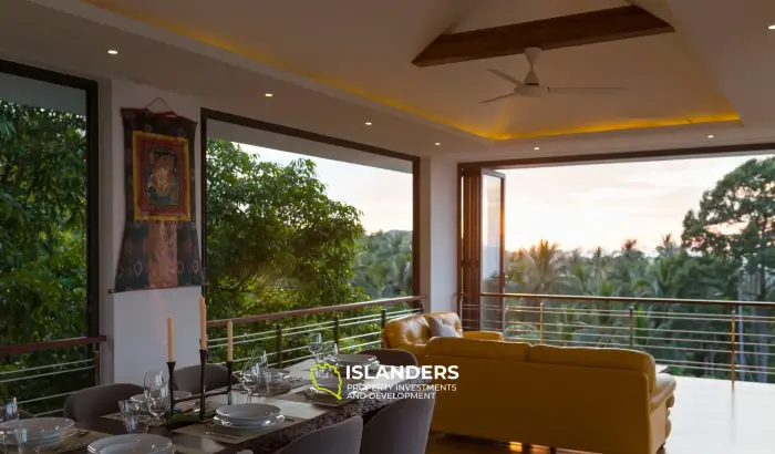 Fantastic 4 Bedroom Villa for Sale in Koh Samui