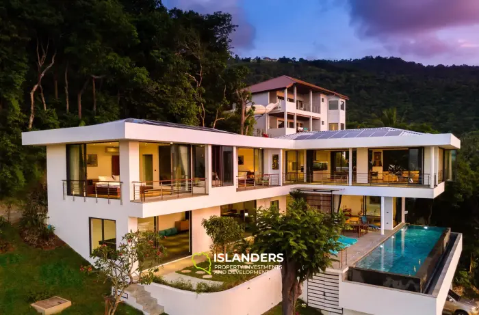 Fantastic 4 Bedroom Villa for Sale in Koh Samui