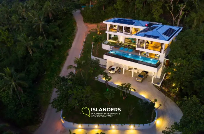 Fantastic 4 Bedroom Villa for Sale in Koh Samui