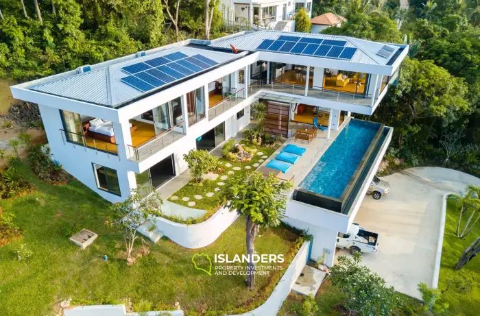 Fantastic 4 Bedroom Villa for Sale in Koh Samui