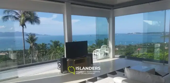 Stunning Villa with Breathtaking Views in Koh Samui for Sale