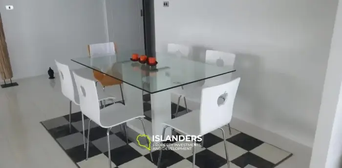 Stunning Villa with Breathtaking Views in Koh Samui for Sale