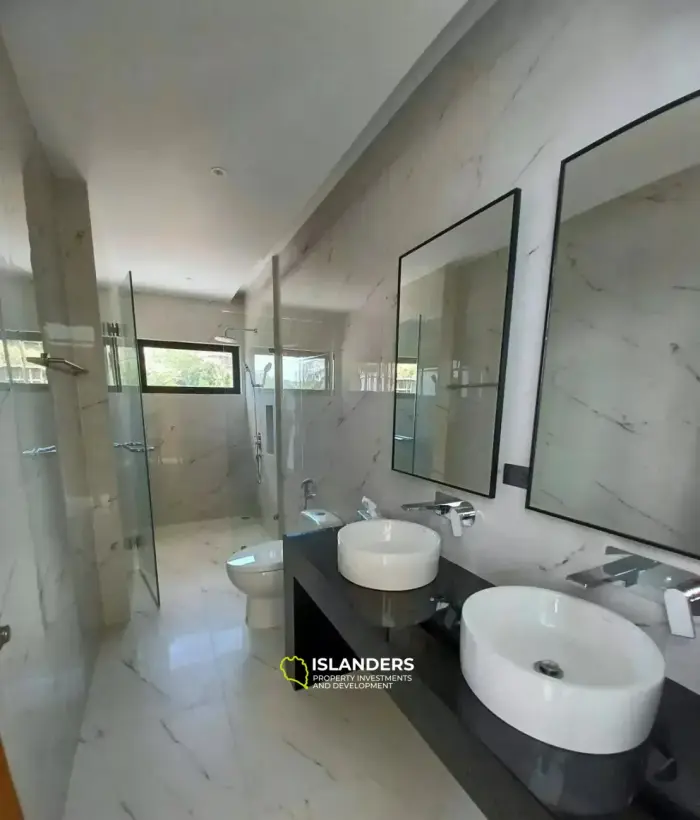 فيلا مكونة من غرفتي نوم للبيع في لوكس نيو