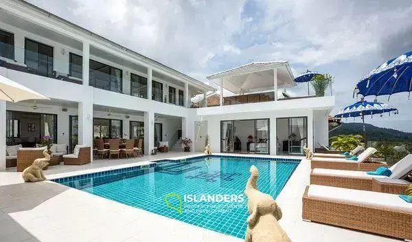 5 Bedrooms Seaview Villa in Maenam for Sale