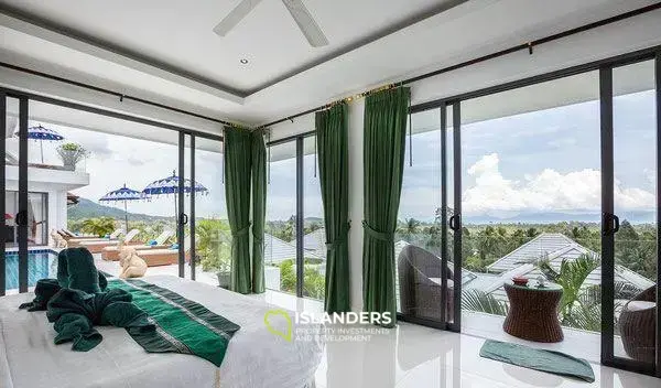 5 Bedrooms Seaview Villa in Maenam for Sale