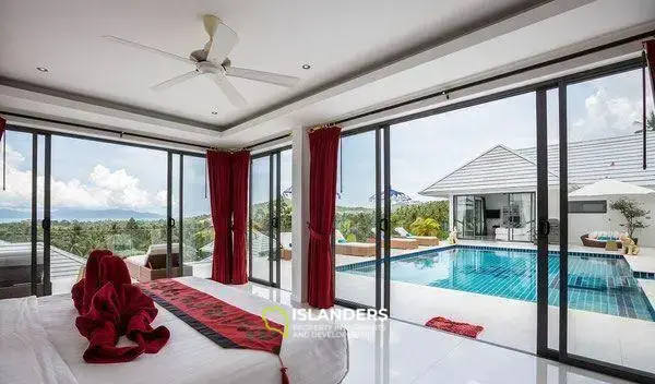 5 Bedrooms Seaview Villa in Maenam for Sale