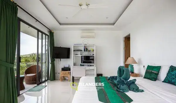 5 Bedrooms Seaview Villa in Maenam for Sale