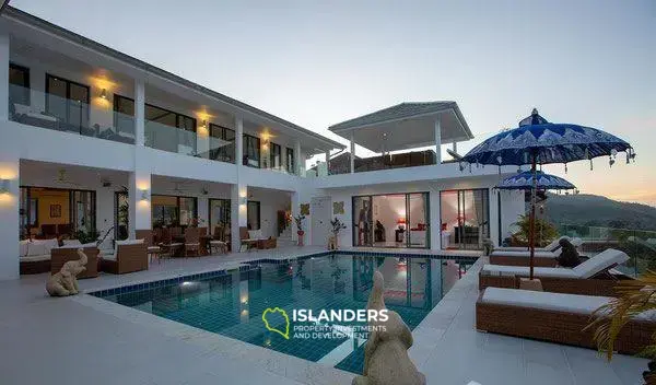 5 Bedrooms Seaview Villa in Maenam for Sale