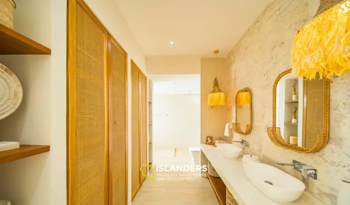 3 Bedroom Balinese Style Villa in Bangrak