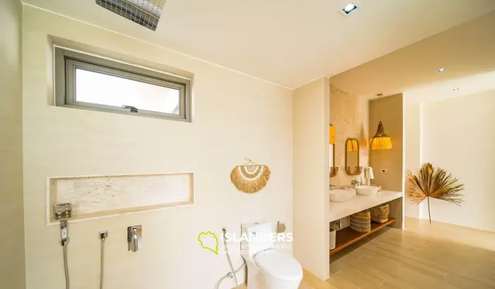 3 Bedroom Balinese Style Villa in Bangrak