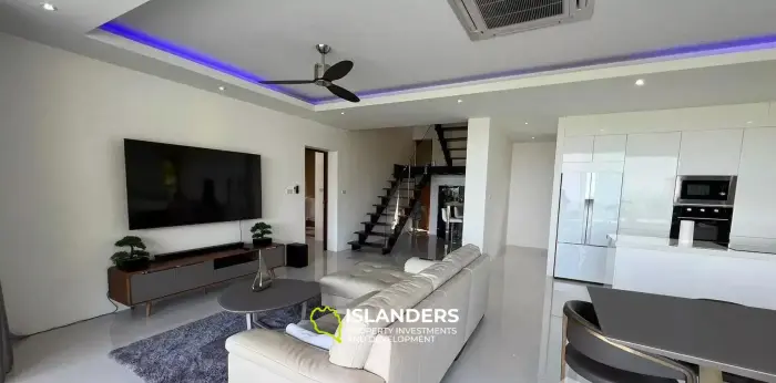 Villa moderne de 3 chambres avec piscine et vue sur la mer à Taling Ngam