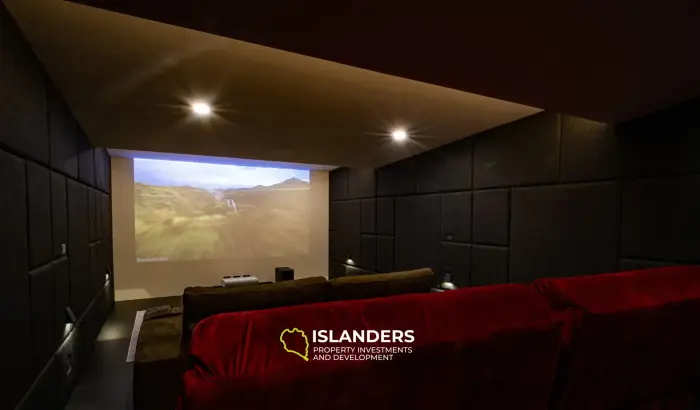 One-of-a-Kind 5BR Premiere Seaview Villa in Chaweng