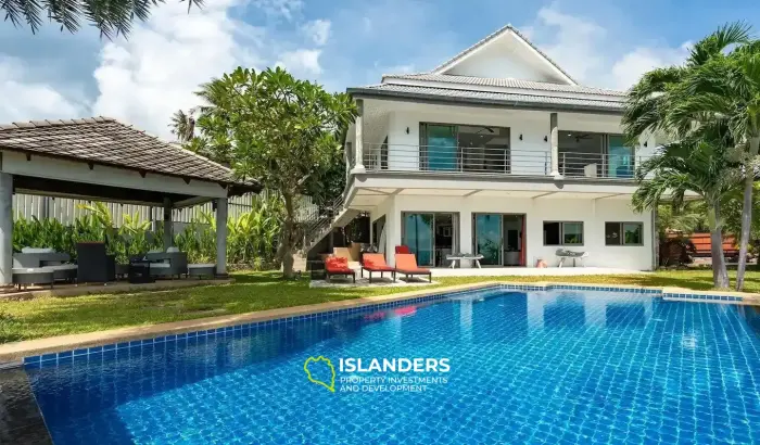 5 Bedrooms Pool Villa for Sale With 180 Degree Seaview in Bophut