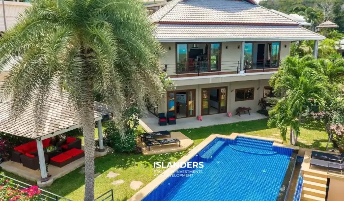 5 Bedrooms Pool Villa for Sale With 180 Degree Seaview in Bophut