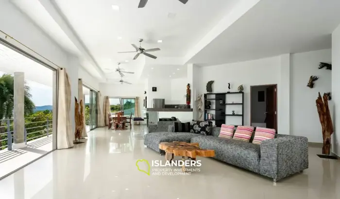 5 Bedrooms Pool Villa for Sale With 180 Degree Seaview in Bophut