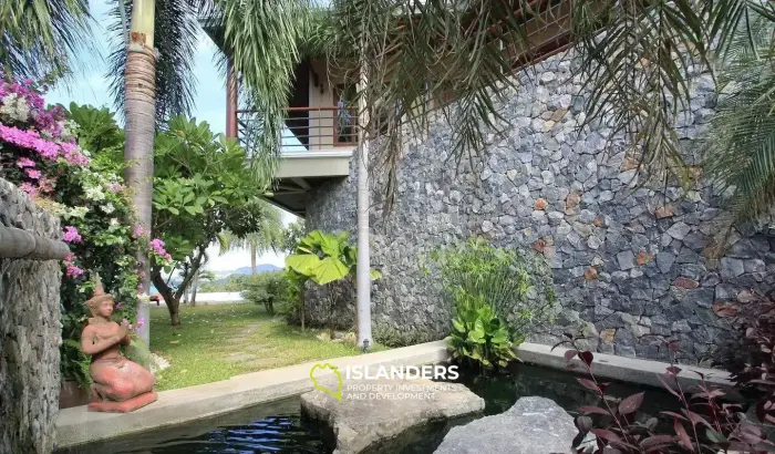 5 Bedrooms Pool Villa for Sale With 180 Degree Seaview in Bophut