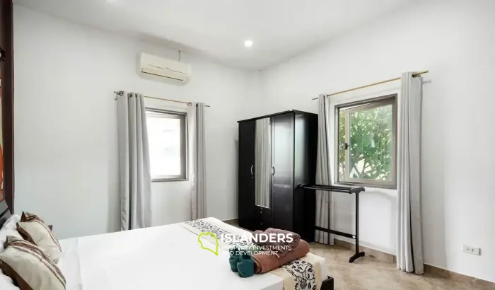 5 Bedrooms Pool Villa for Sale With 180 Degree Seaview in Bophut