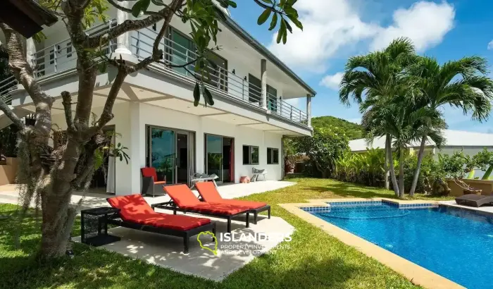 5 Bedrooms Pool Villa for Sale With 180 Degree Seaview in Bophut