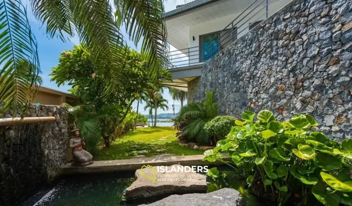 5 Bedrooms Pool Villa for Sale With 180 Degree Seaview in Bophut