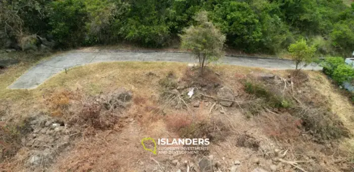 Superbe terrain avec vue sur la mer à Chaweng Noi