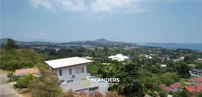 Superbe terrain avec vue sur la mer à Chaweng Noi