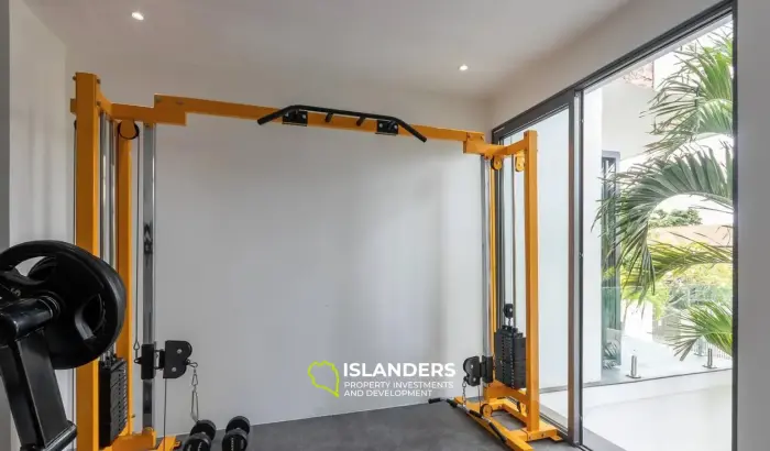 Luxueuse villa de 4 chambres dans les collines calmes de Maenam