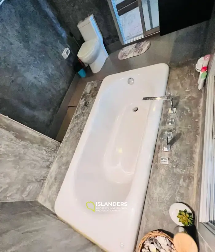 דירה עם חדר שינה אחד למכירה ב-Replay Residence & Pool Villa עם נוף לגינה
