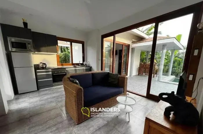 Вилла с 2 спальнями и бассейном в Марет на продажу