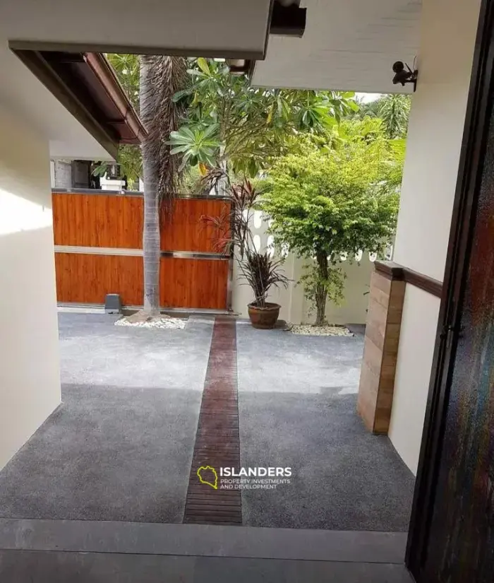 Одноэтажная вилла с бассейном на продажу на острове Самуи