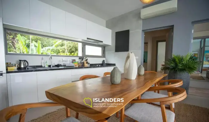 ขายวิลล่า 3 ห้องนอนที่ Luxana Villas