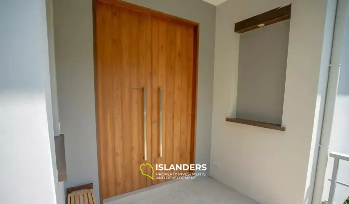 ขายวิลล่า 3 ห้องนอนที่ Luxana Villas