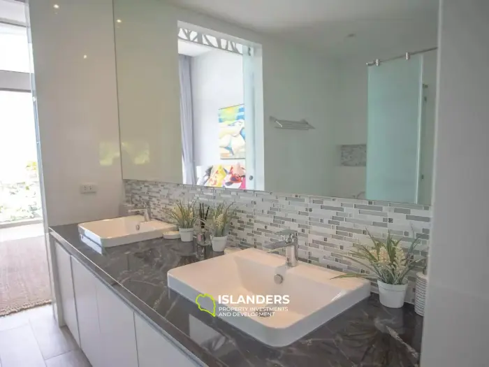 ขายวิลล่า 3 ห้องนอนที่ Luxana Villas